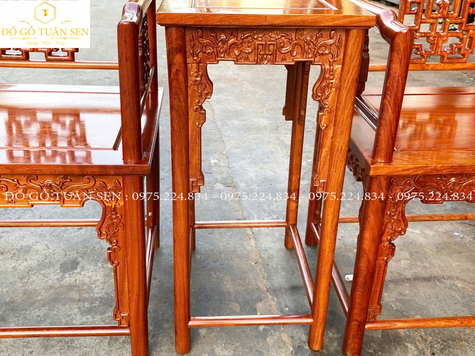 Thông tin chi tiết Bộ ghế vách tàu gỗ hương 